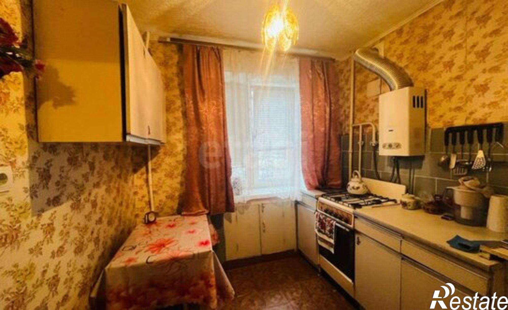 Купить квартиру за 2 390 000 рублей на ул Революции 1905 года, 5