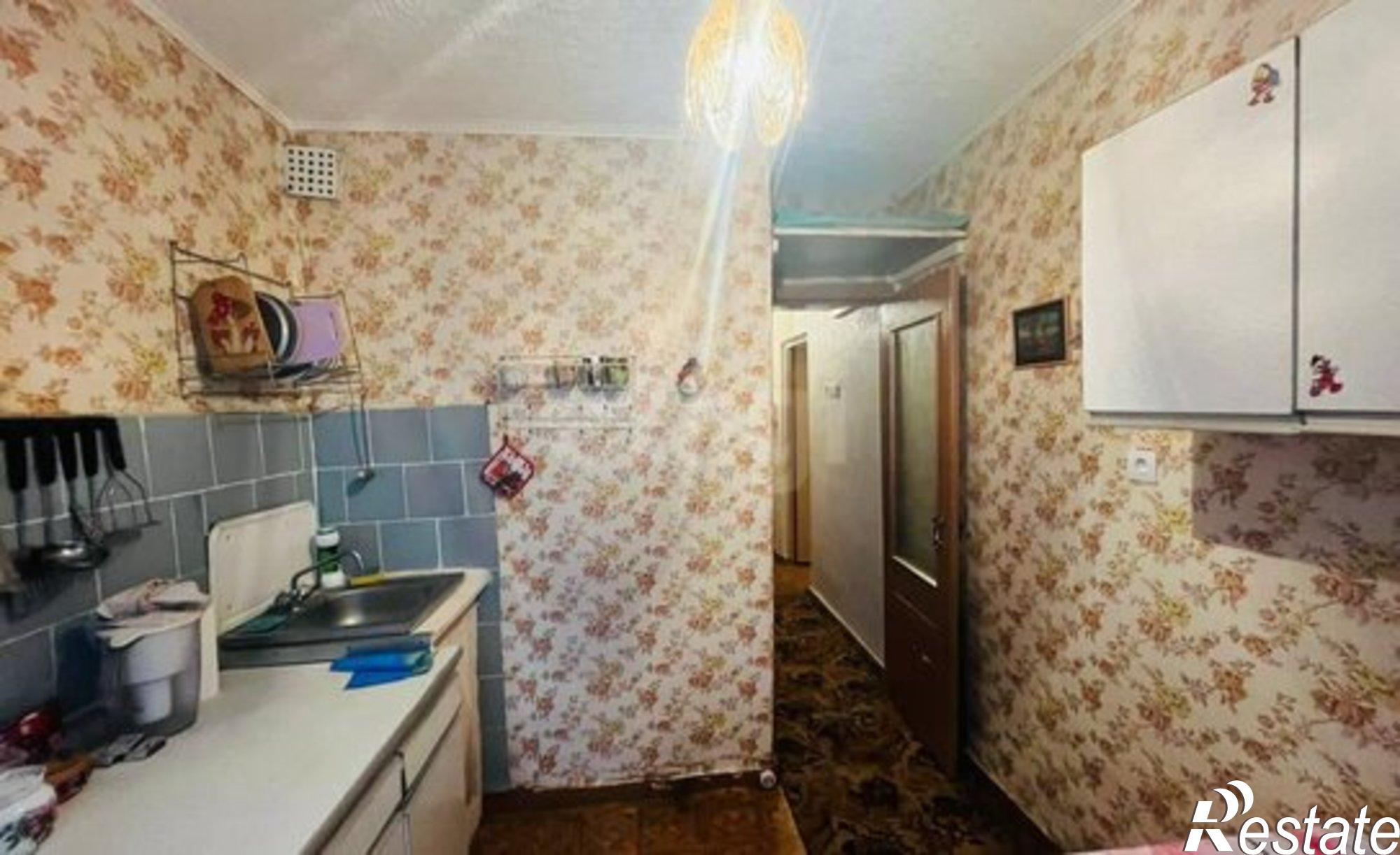 Купить квартиру за 2 390 000 рублей на ул Революции 1905 года, 5