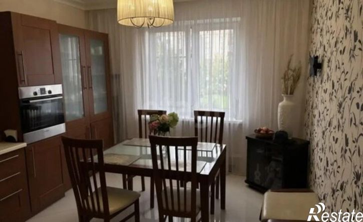 3-комн квартира Саранск, улица Комарова, 12А