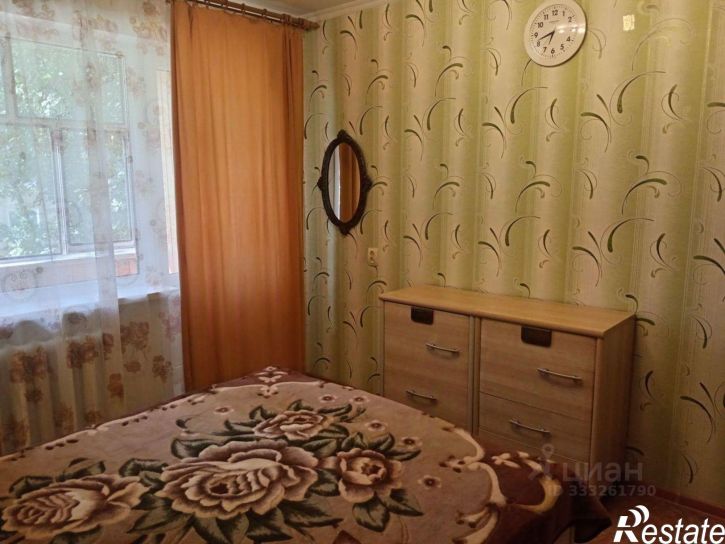 3-комн квартира Светотехстрой м-н, проспект 60 лет Октября, 127а